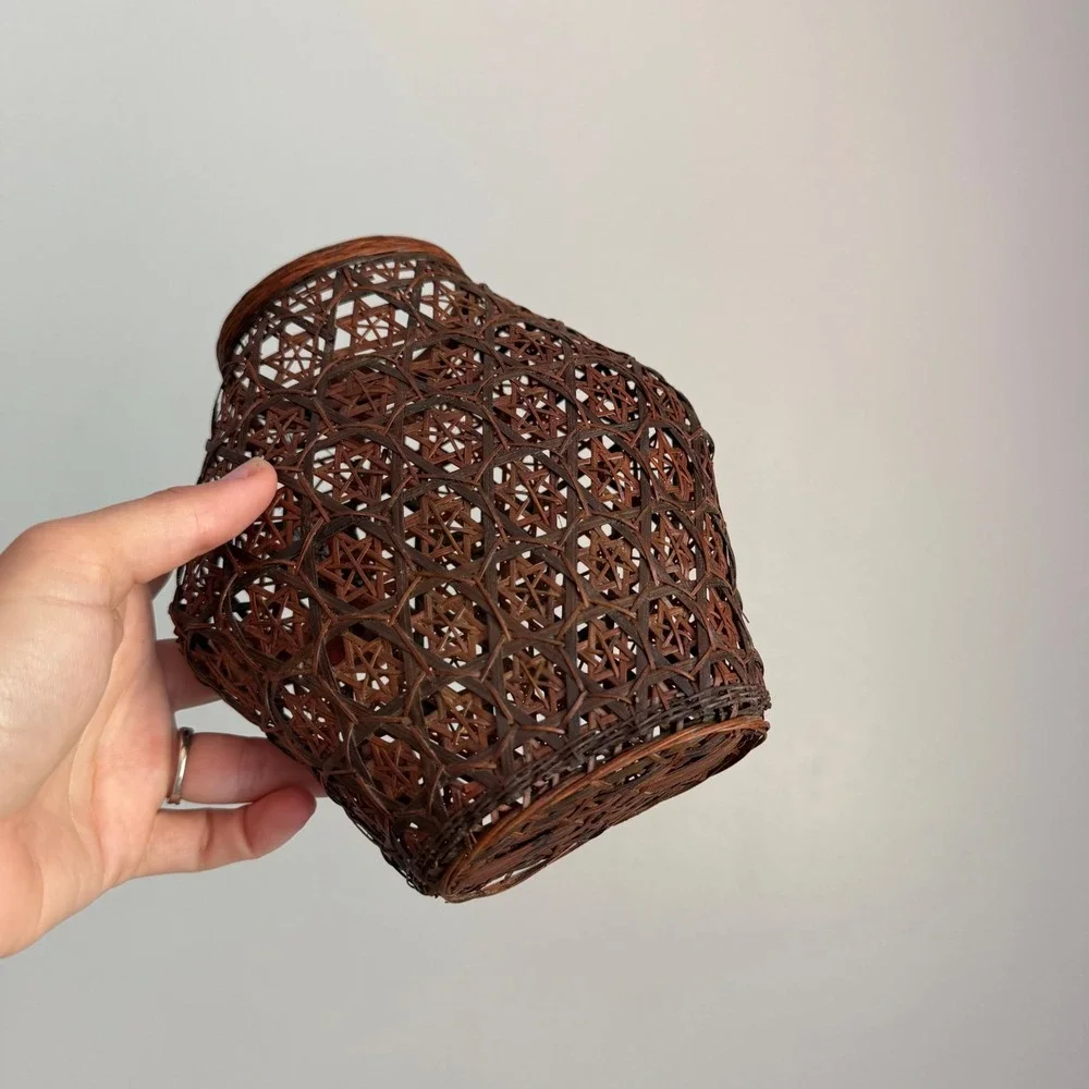 Vintage Woven Bamboo Star Weave Basket Vase Wall Hanging Pocket Brown 7in